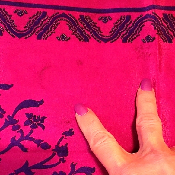 NEW Lanvin Fuschia/Magenta & Purple Silk Scarf, Floral Pattern, 25" square - Picture 8 of 9